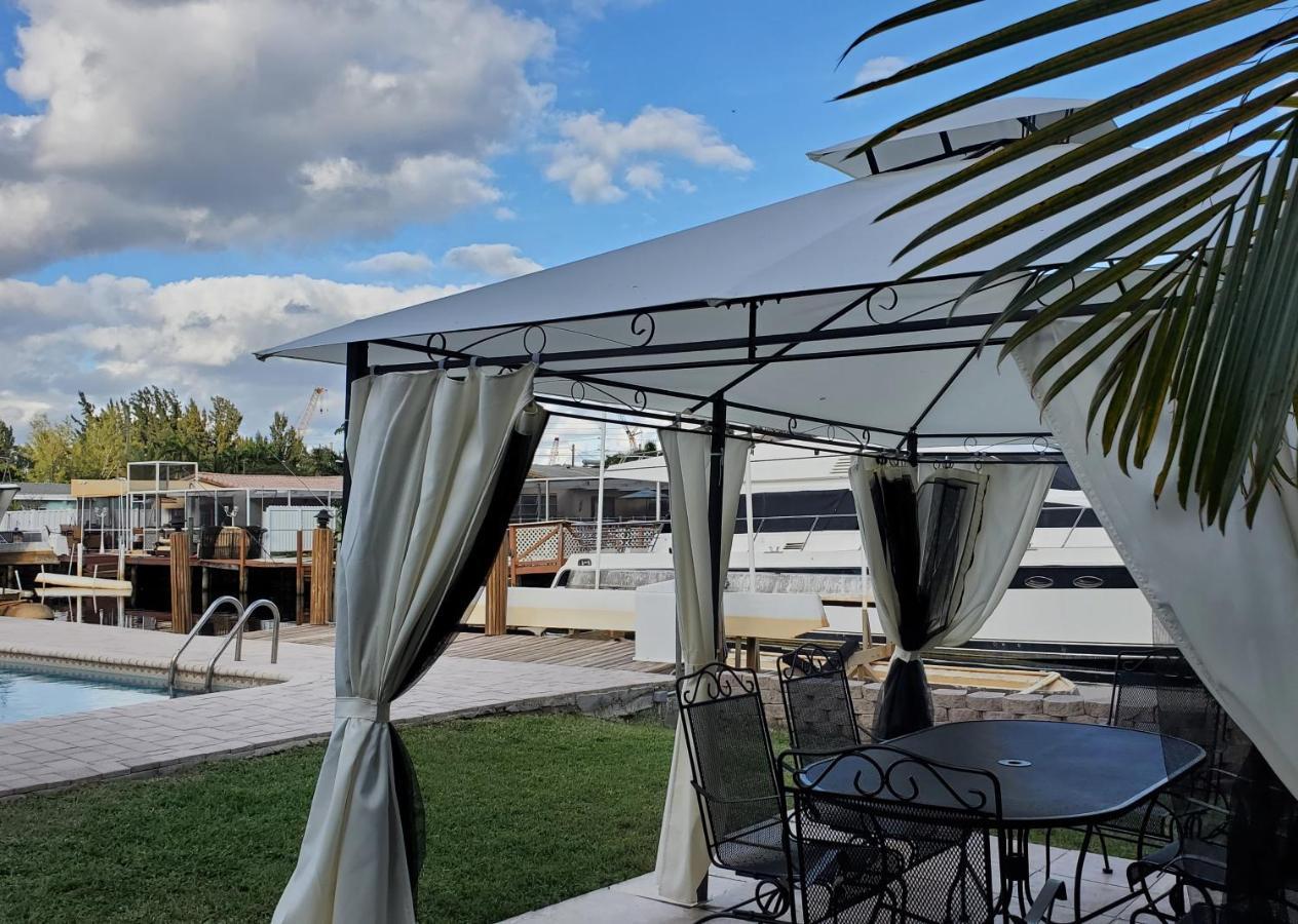 Waterfront With Heated Pool & Jacuzzi & Pool Table & Ping Pong Table & Bar By Hard Rock Casino Fort Lauderdale